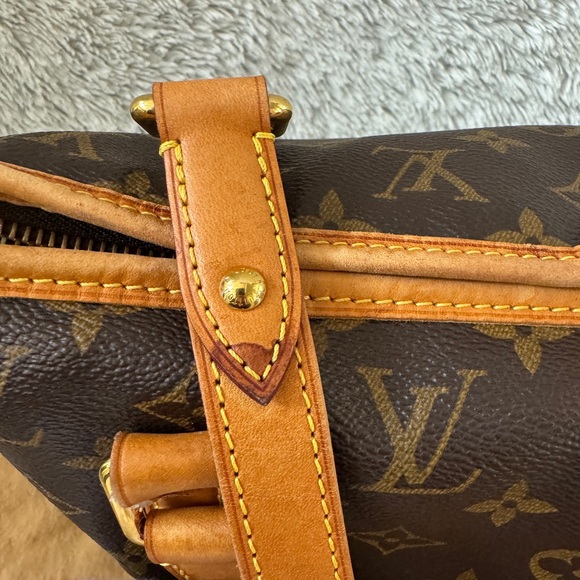 Louis Vuitton Monogram Estrella MM - Picture 8 of 16
